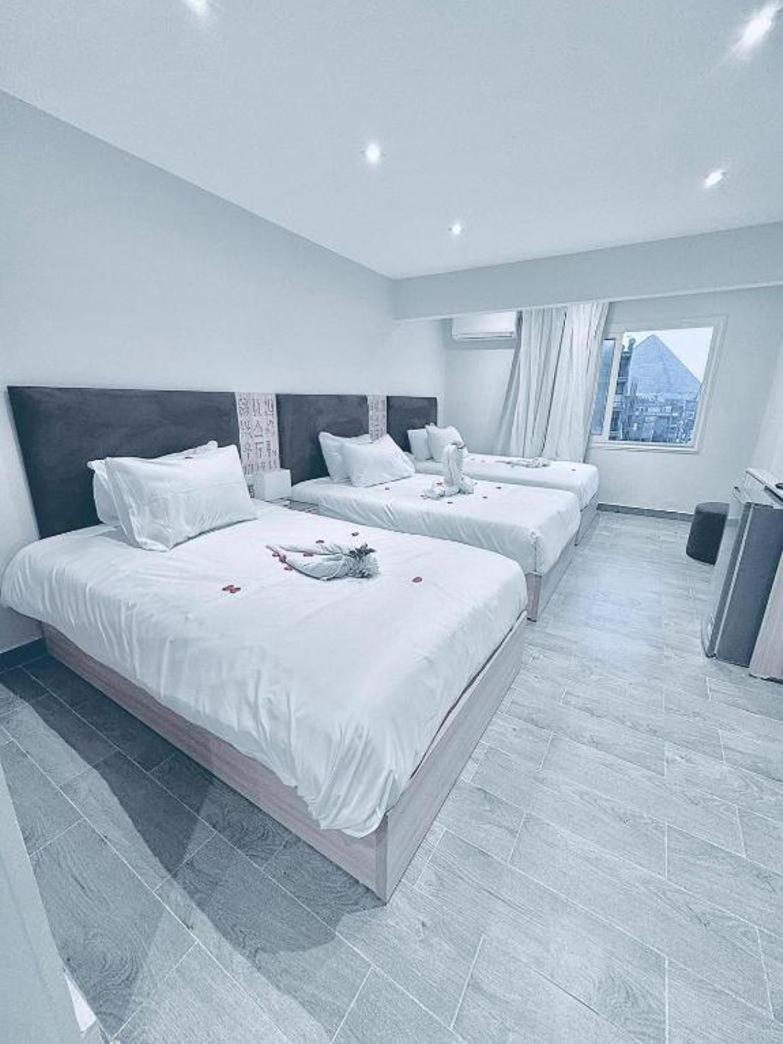 Bed & Breakfast Khufu Pyramids View